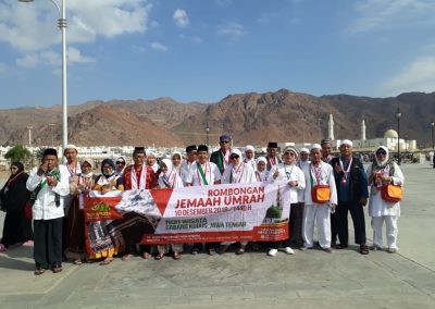 Jamaah umrah sedang melaksanakan City Tour di Jabal Tsur, Makkah